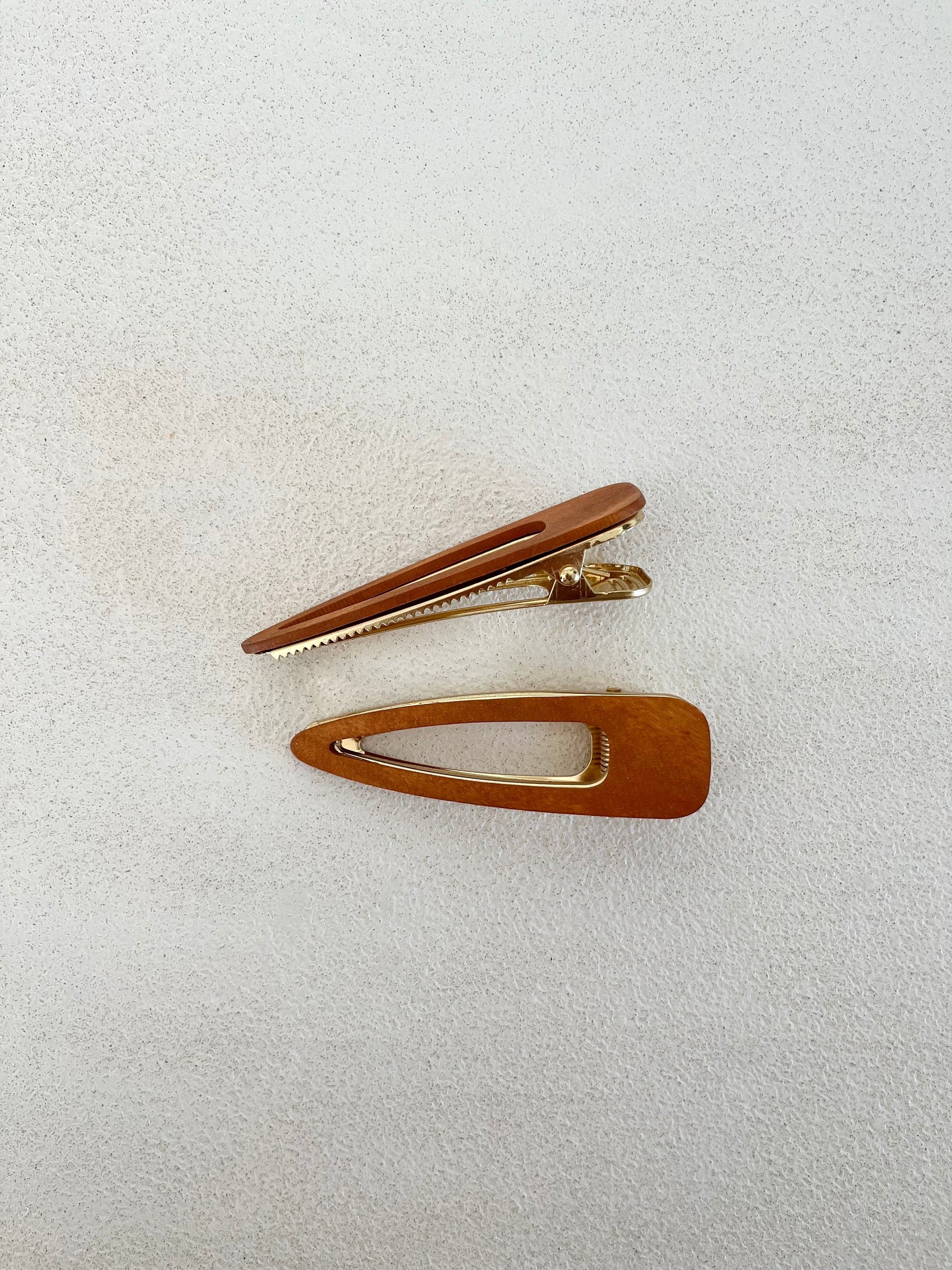 Wood and metal hair clip / plastic free