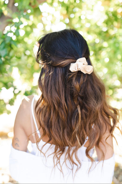 Luxurious Velour Scrunchies - Complete Your Stunning Heatless Curls Look